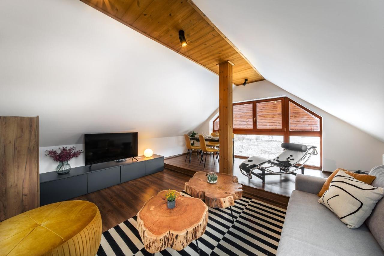 Cozy Mountain Attic Apartment In High Tatras Vel'ka Lomnica Ngoại thất bức ảnh